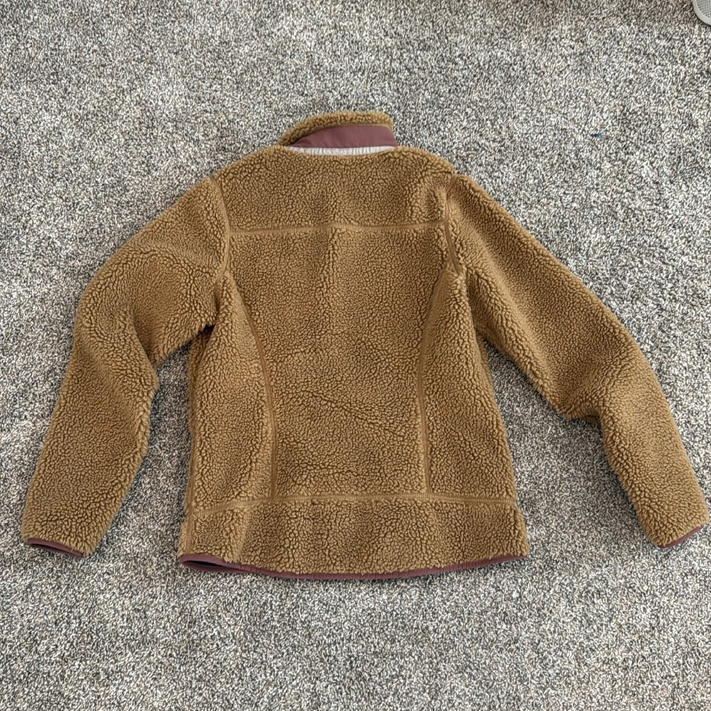 COPY - Patagonia Women’s Classic Retro X Fleece Jacket - Picture 10 of 15